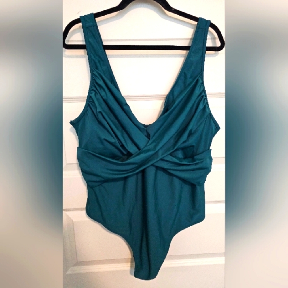 Cupshe 4X One Piece Swimsuit